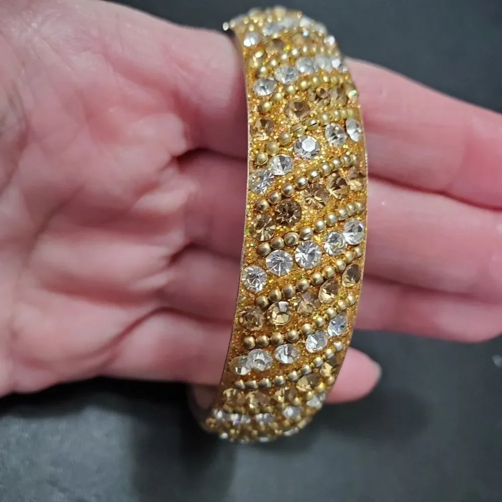 Glittery gold rhinestone bangle bracelet 7.25
